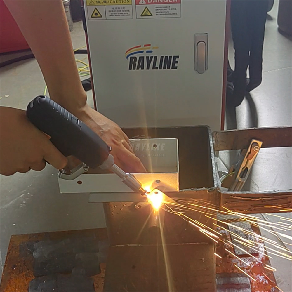 Industrial Laser Equipment - Nuovo stile Mini saldatore laser portatile