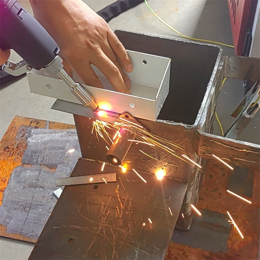 Nuovo stile Mini saldatore las - Industrial Laser Equipment recensione e prezzo