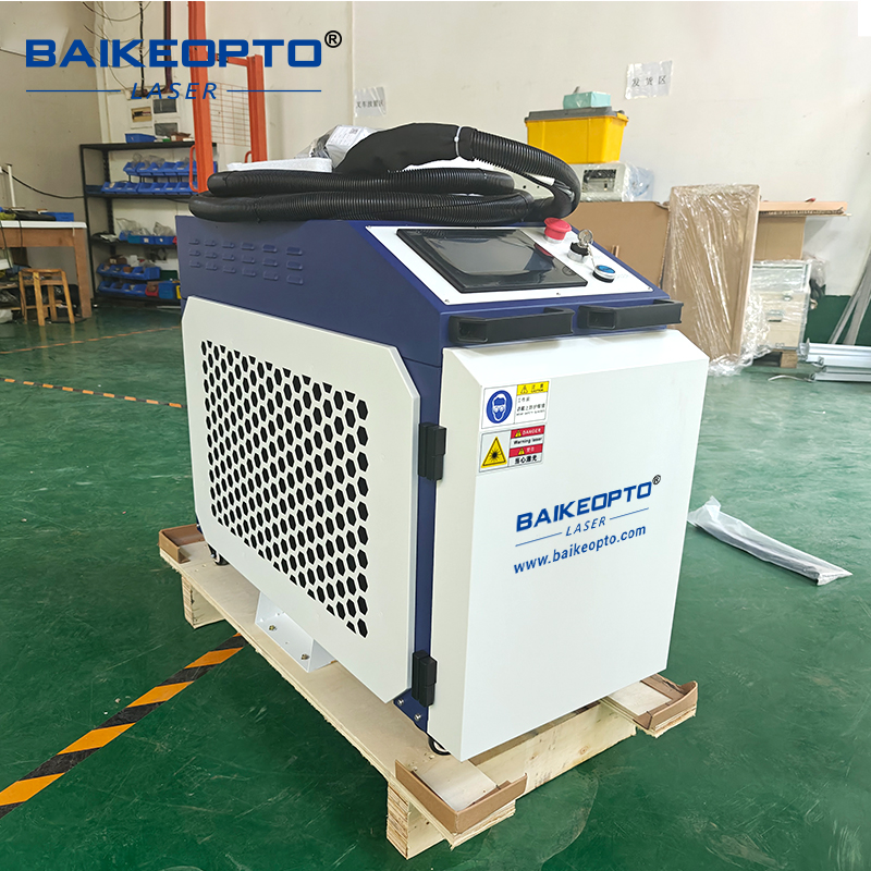 Macchina per la pulizia laser  - Industrial Laser Rust Remover recensione e prezzo